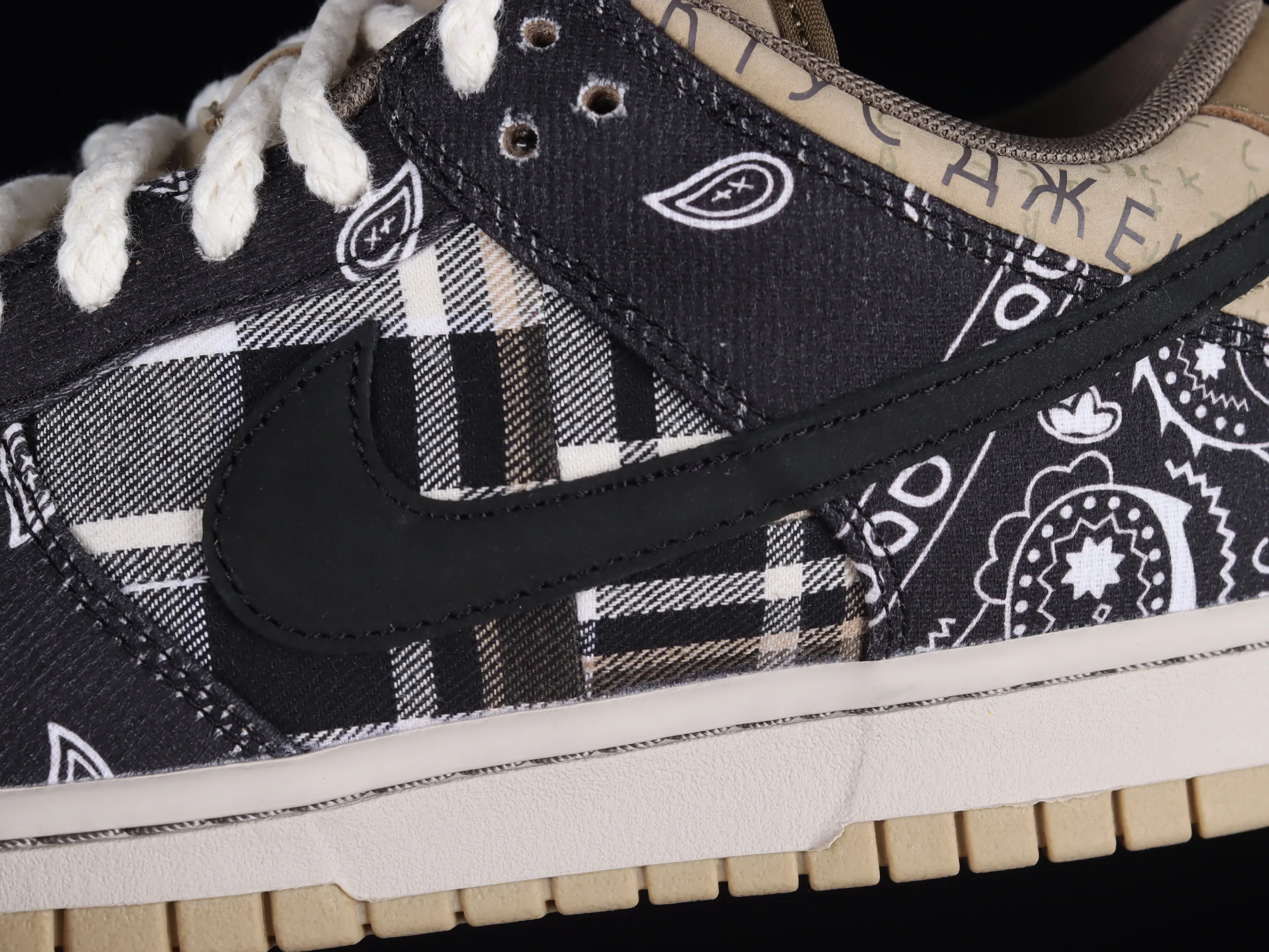 All categories Nk SB Dunk series Nk SB Dunk Low low-top sneakers M version Travis Scott x Nk SB Dunk joint sneakers Cashew fruit SB low-top casual sports skateboard shoes CT5053-001